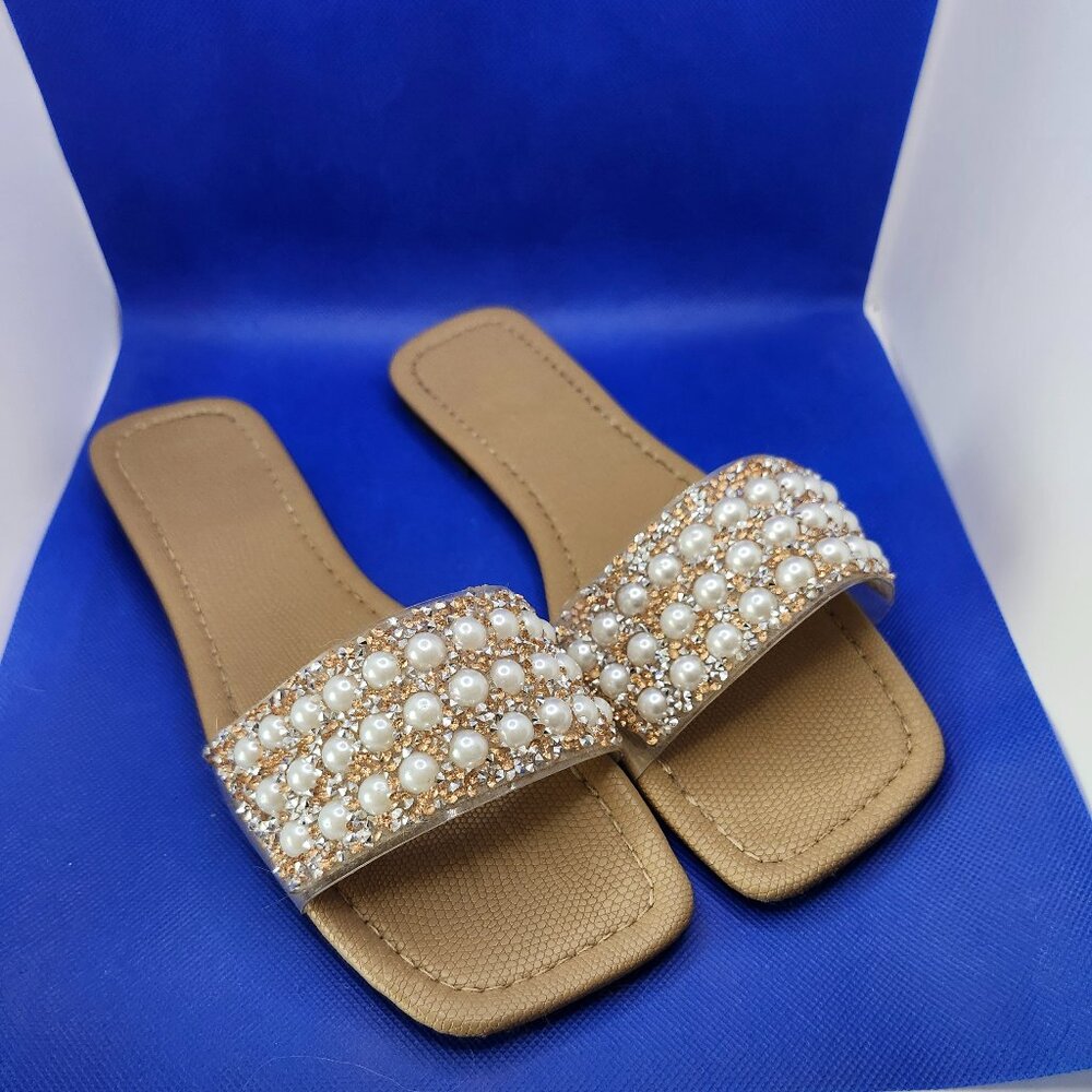 Women’s Pearl Sandals Flat Sole-Sliders size US Size 8 pearl embellished